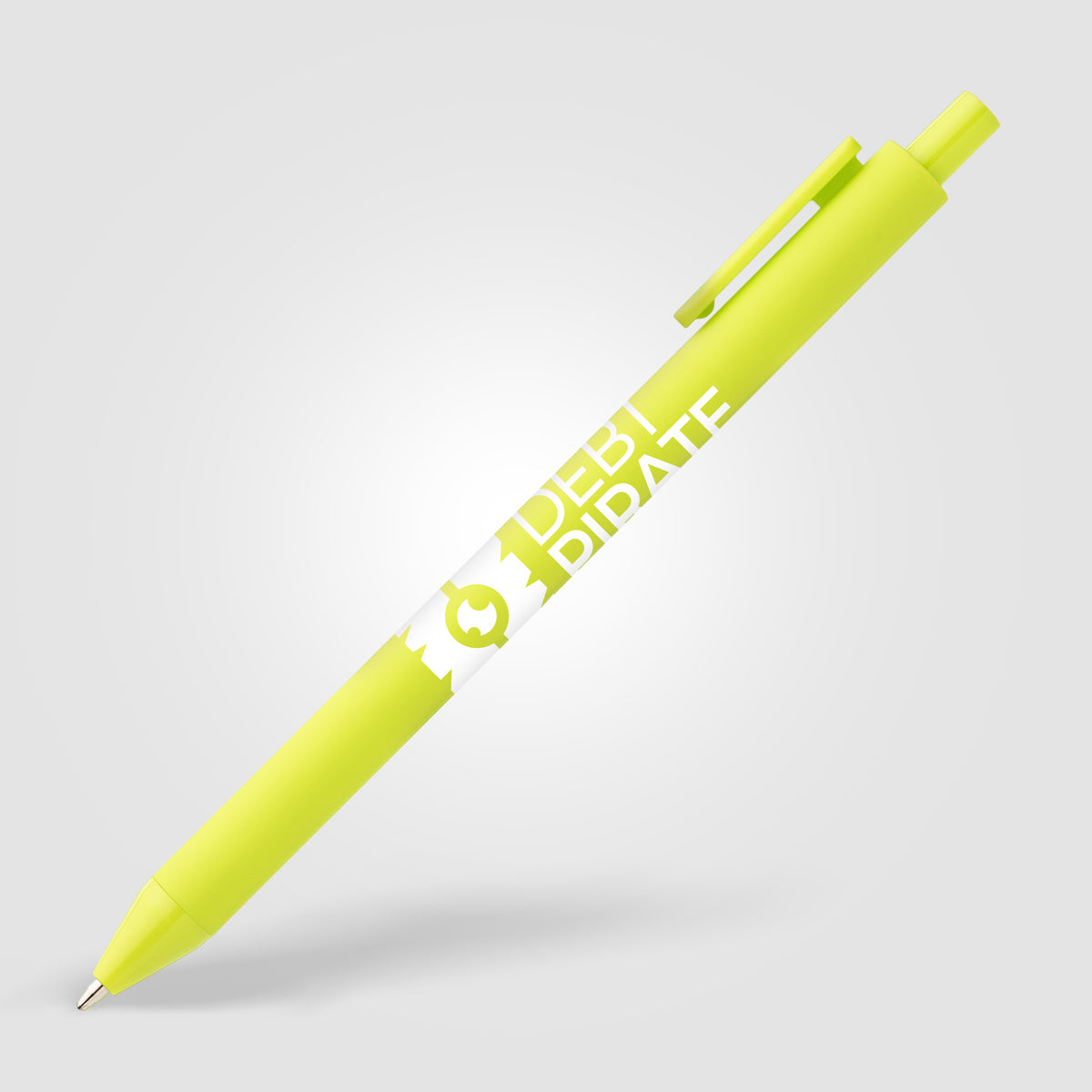 Stylo Bloom en plastique recyclé avec corps soft-touch et mécanisme rétractable