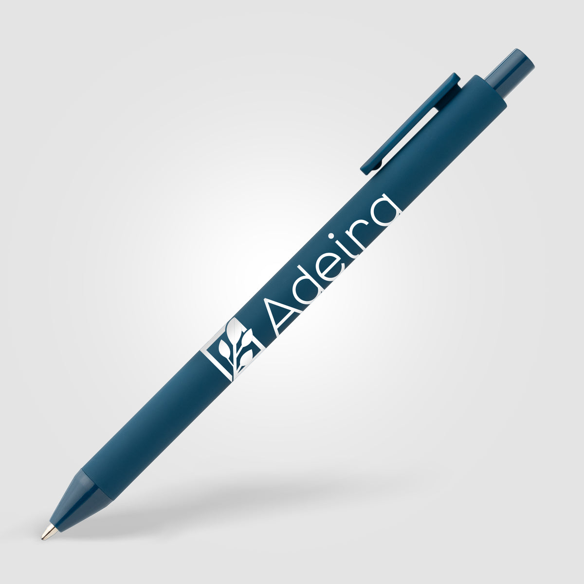 Stylo Bloom en plastique recyclé avec corps soft-touch et mécanisme rétractable