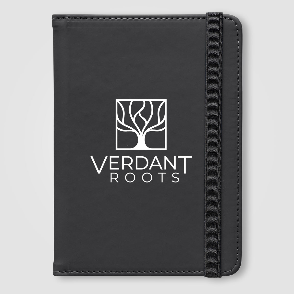 Porte-passeport Malmö en matériaux recyclés avec compartiments de voyage – 11 × 15 cm