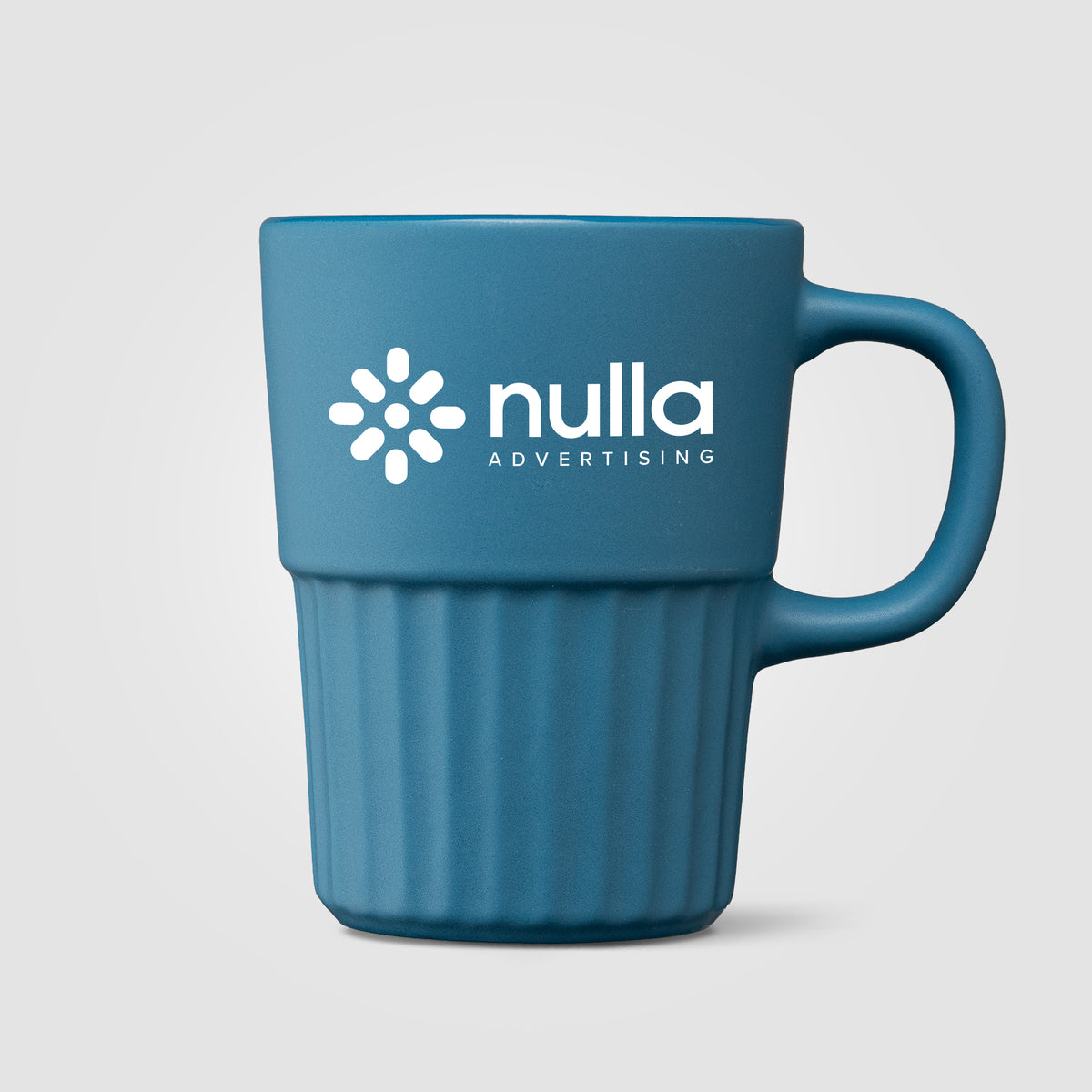 Mug Majesty en céramique avec finition mate et relief cannelé – 445 ml