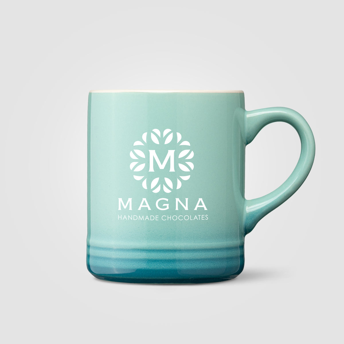 Mug Corin en céramique avec effet ombré silhouette – 355 ml
